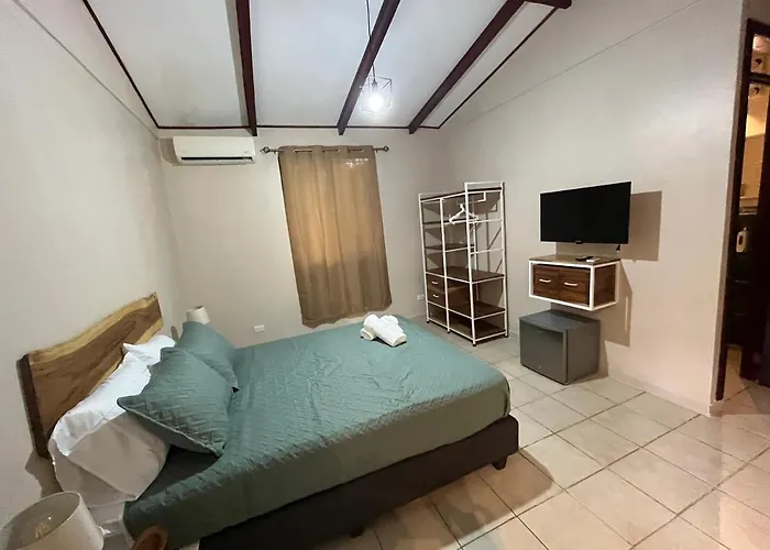 Casa Tropical Playa Grande 4* Cuajiniquil