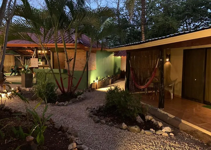 Casa Tropical Playa Grande Bed & Breakfast